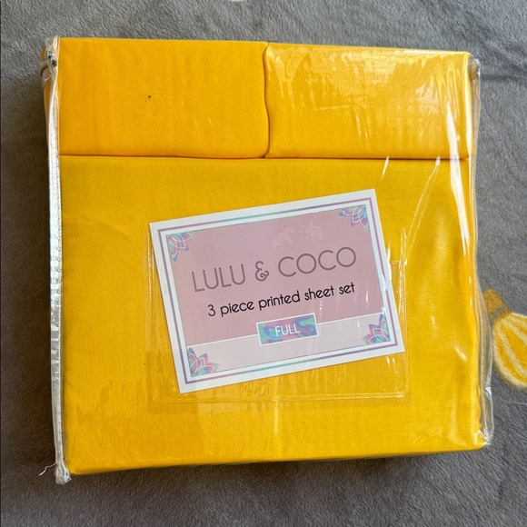 lulu and coco Other - Yellow Sheet Set - Full